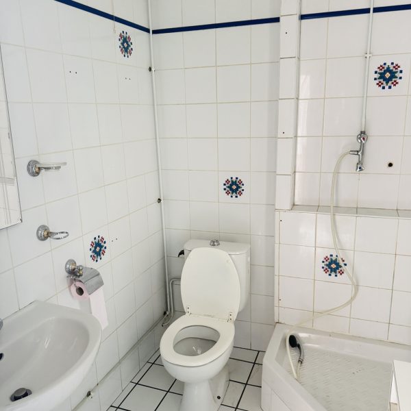 Lot A_compressed_pages-to-jpg-0006